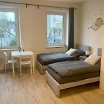 Modernes Zentral In *