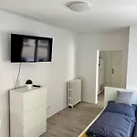 Apartment Modernes Zentral In *