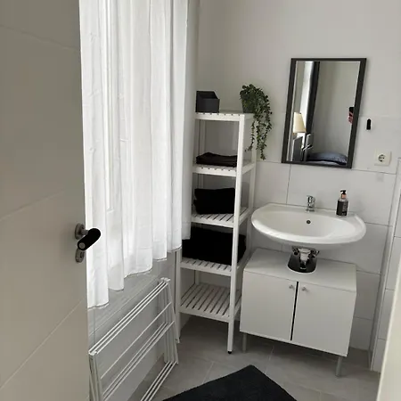 Modernes Zentral In Krefeld