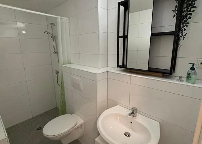 Lejlighed Modernes Zentral In *