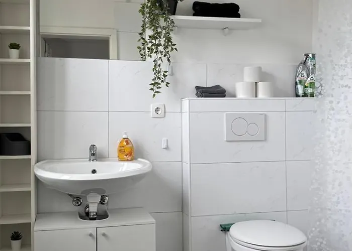 Lejlighed Modernes Zentral In