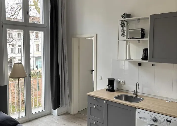 Lejlighed Modernes Zentral In *